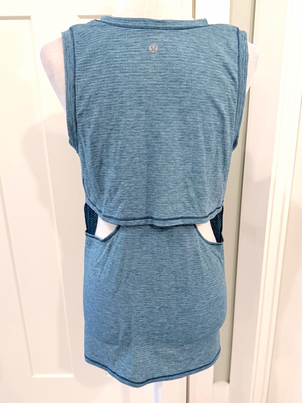 Lululemon Tank - Picture 4 of 7